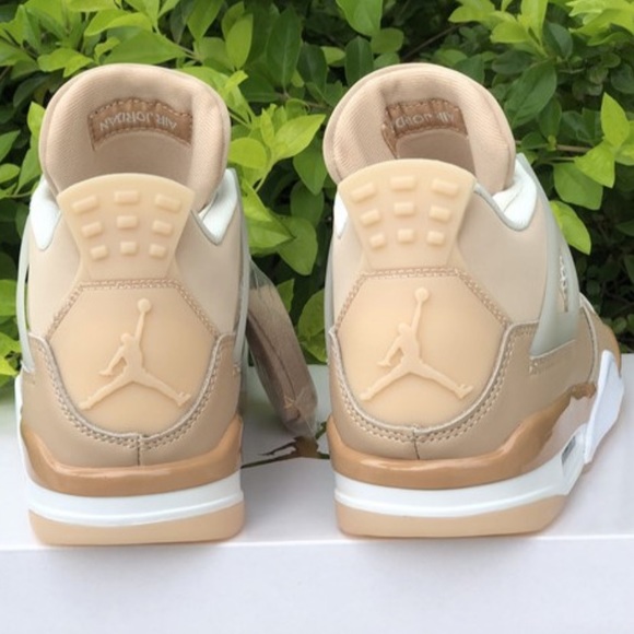 Air Jordan 4 Retro 'Shimmer' - Picture 5 of 5